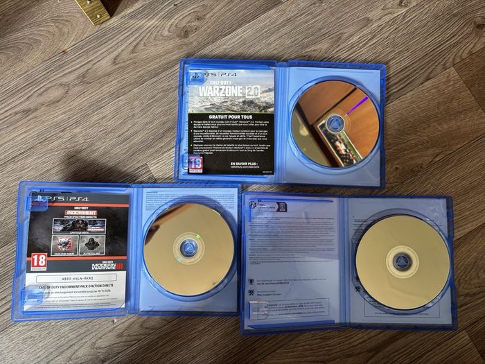 Sony PS5 Slim Édition Blu-Ray 1To Console - Blanc - photo numéro 3