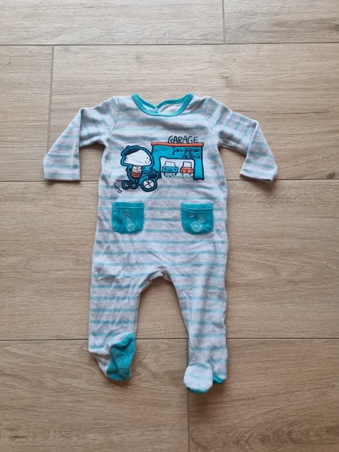 Pyjama 6mois TBE