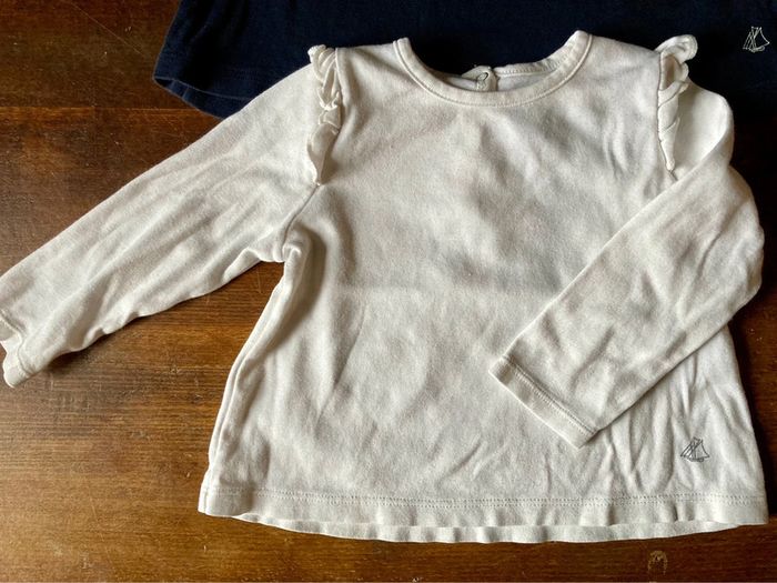Lot de 2 tee-shirts fille 18 mois Petit Bateau - photo numéro 6
