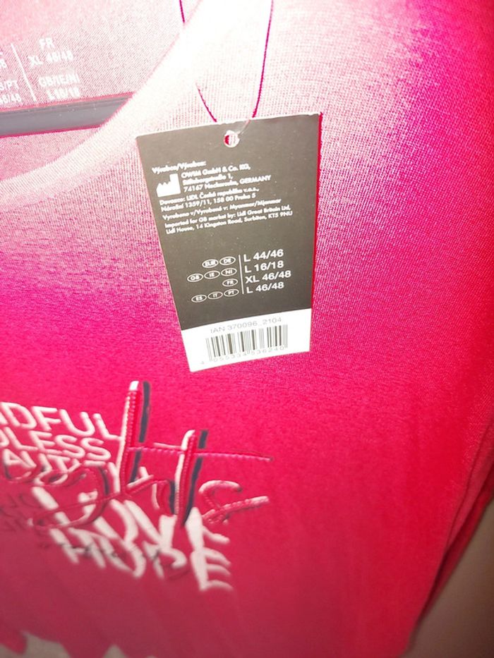 Tee-shirt femme  corail neuf taille 46 / 48 - photo numéro 3