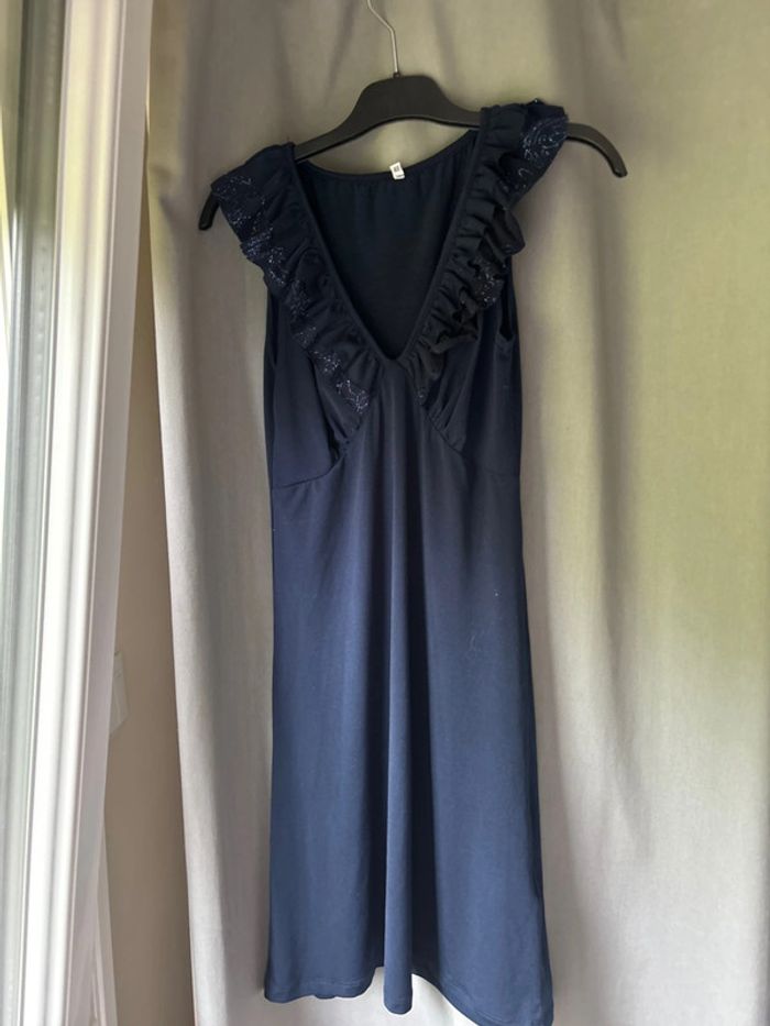 Robe décolleté bleu marine