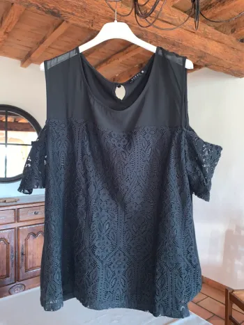Blouse à dentelle Breal