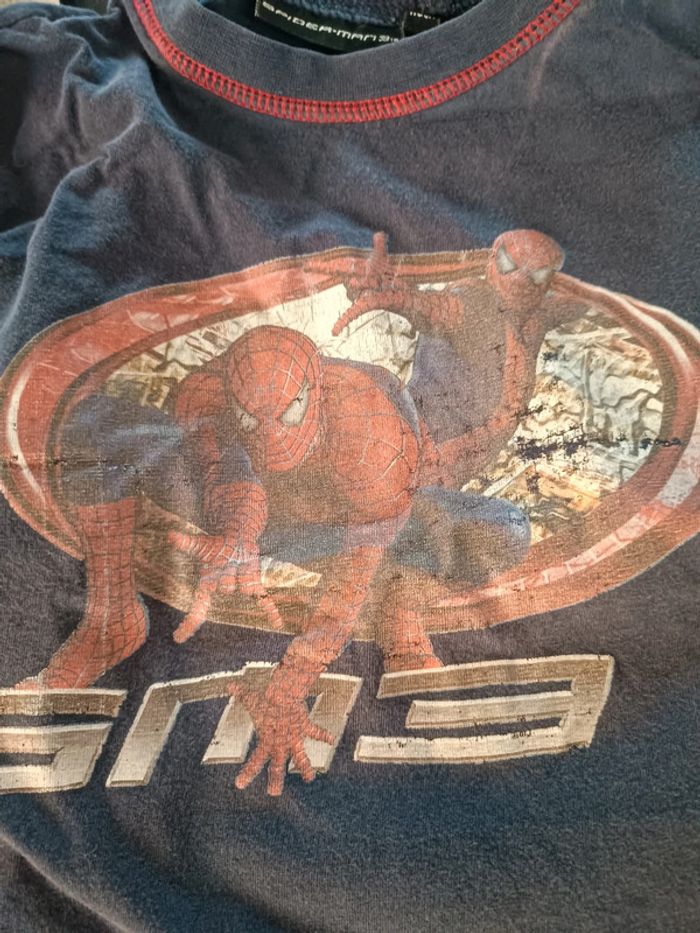 Lot de vêtements tachés 5 ans - photo numéro 2