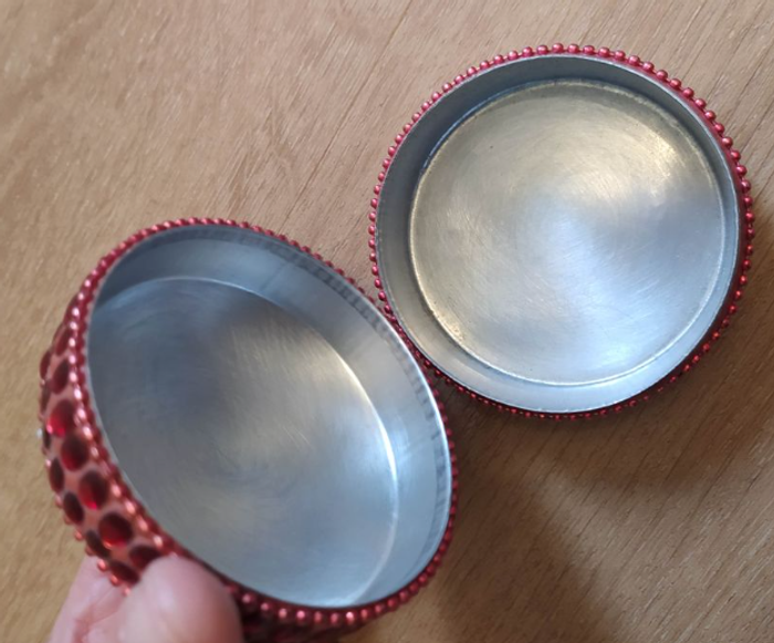 Petite boîte métal strass rouge - photo numéro 4