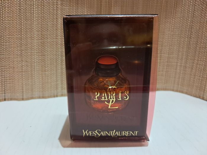 Miniature parfum Paris