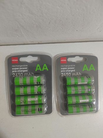 Piles AA rechargeables 2450 mAh Hema