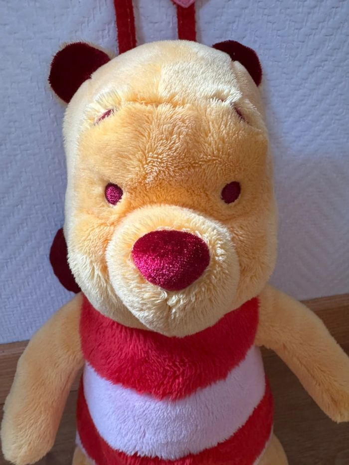Peluche Winnie l’Ourson abeille - photo numéro 2