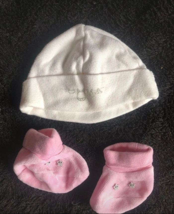 Bonnet et chaussons