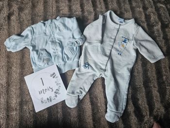Ensemble 1 mois garçon gilet et pyjama manches longues