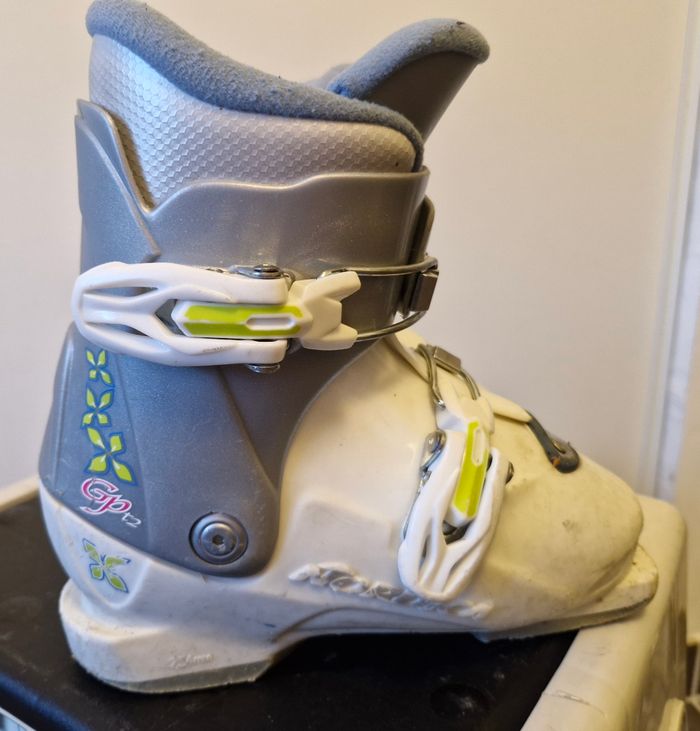 Chaussure de ski taille 30/31 - photo numéro 3
