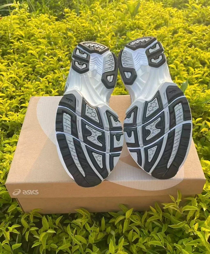 Asics Gel-Kayano 14 Bleu 41.5 - photo numéro 5