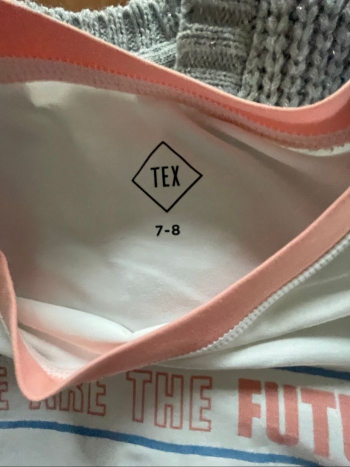 Lot taille 7/8 ans - photo numéro 4