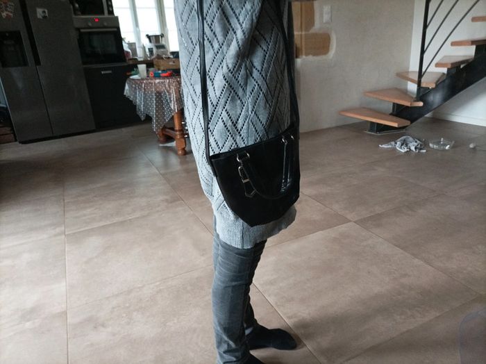 Petit sac a main noir neuf sans étiquette - photo numéro 5