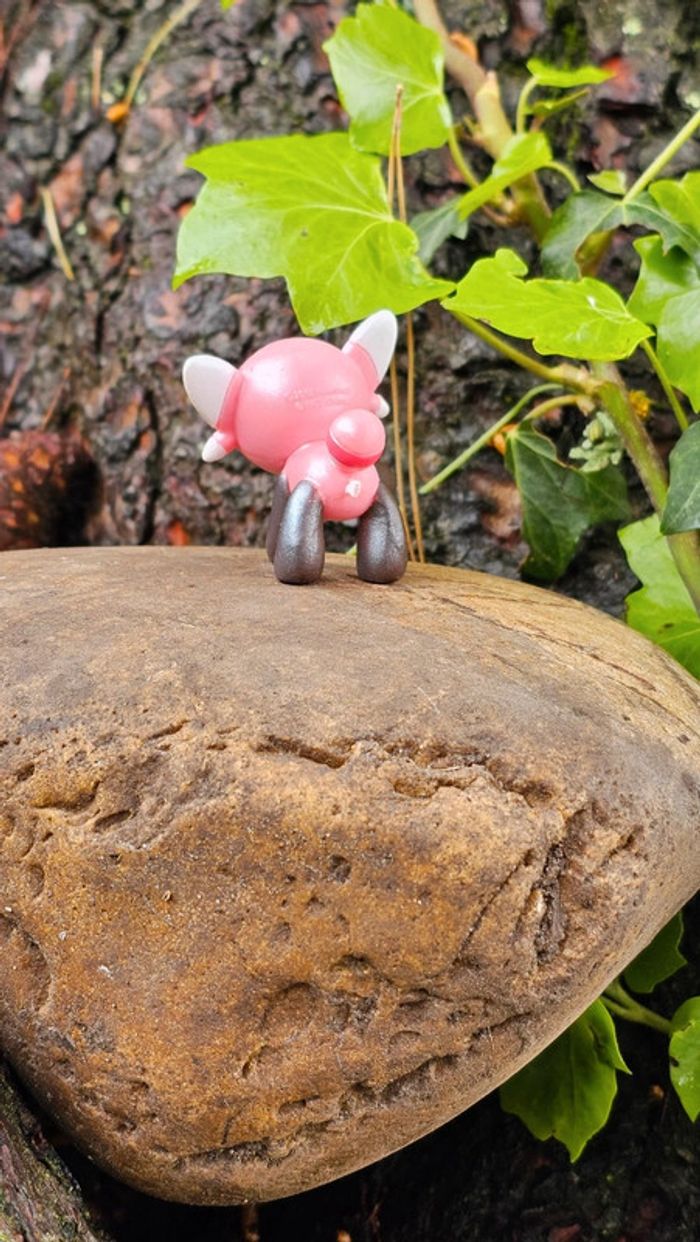 Super figurine Pokemon Nintendo Nounourson effet brillant - photo numéro 4