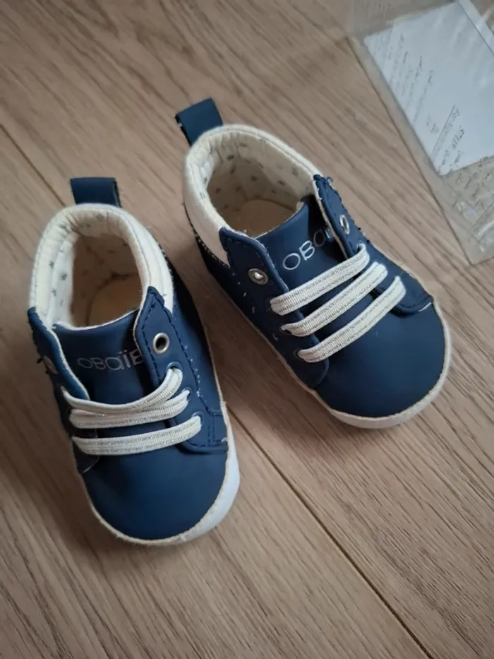 Chaussures bébé 1-6 mois - photo numéro 4