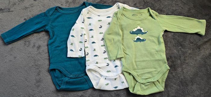 Lot de 3 bodies  à manches longues et col US en coton biologique bébé - photo numéro 2