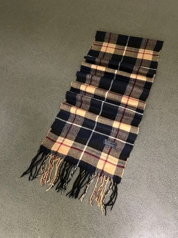 Écharpe Burberry, bleu marine et beige 