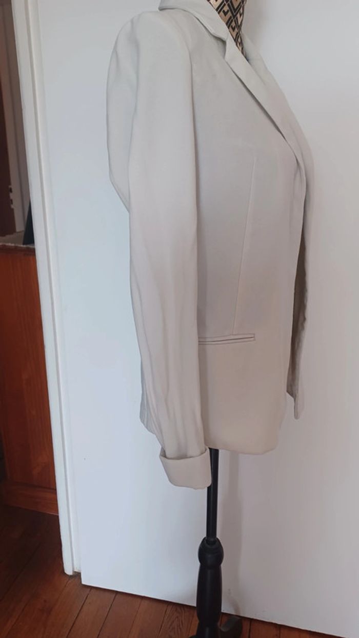 Veste sans boutons - photo numéro 3