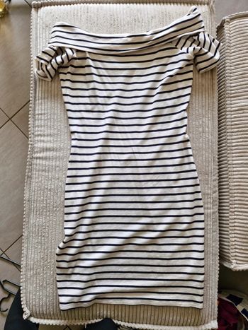 Robe marinière épaules dénudées