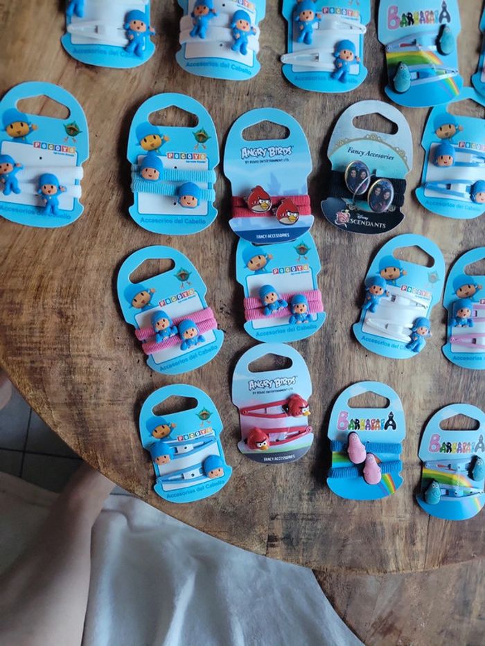 Énorme lot accessoires cheveux enfant idéal piniata cadeau - photo numéro 6