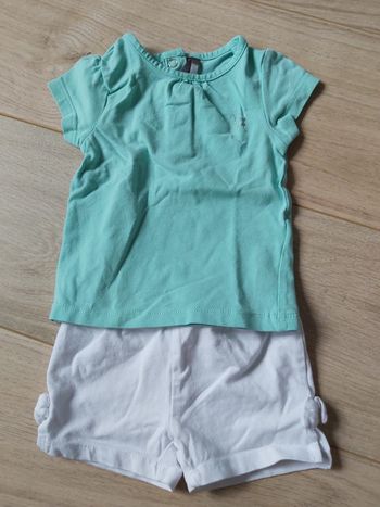 Ensemble fille tee-shirt et short 3 mois en très bon état (78)