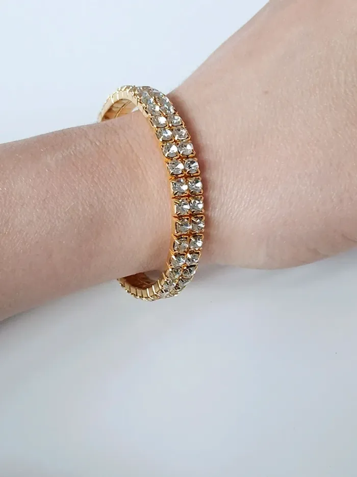 Bracelet double rang doré brillant – strass étincelants  tendance chic