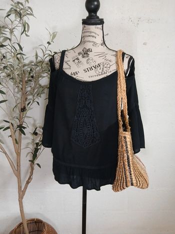 Blouse bohème épaules dénudées – Taille M  Jennyfer- Très bon etat
