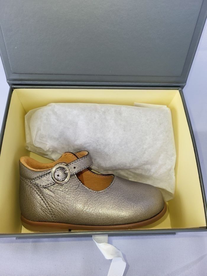 Chaussures fille en cuir Point 22 Made in France 🇨🇵 - photo numéro 2