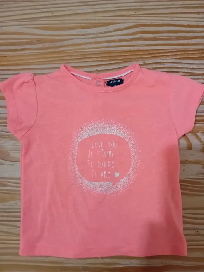 Gros lot de vêtements été fille, barboteuses, combishort, tee-shirt et shorts - photo numéro 4