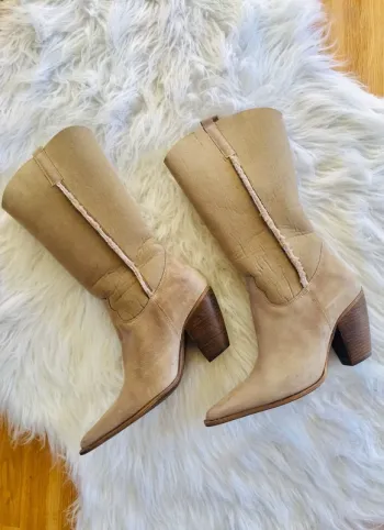 Bottes en suédine beiges
