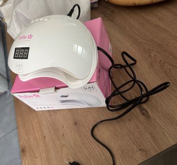 Lampe UV pour ongles SUNLIGHT