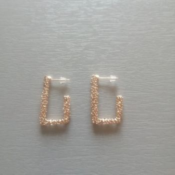 🌸Petites créoles carrées dorées "Zara" 🌸