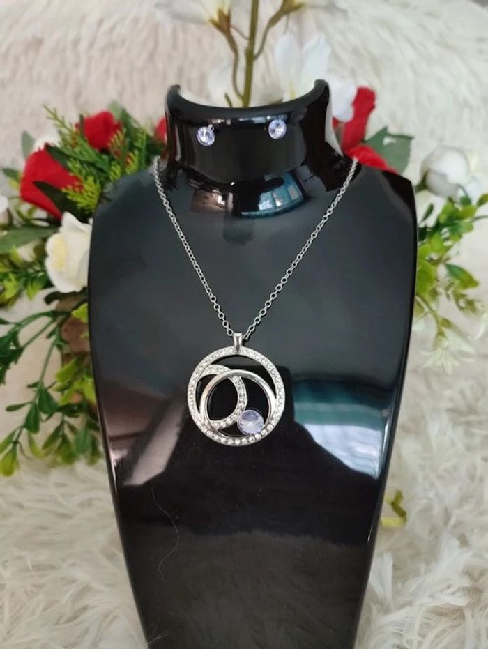 Parure collier et clous d'oreilles - photo numéro 2