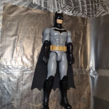 figurine MARVEL 30 cm