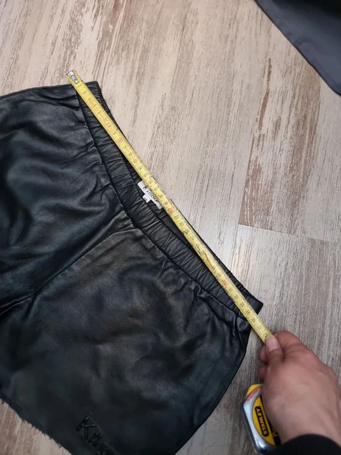 Short court simili cuir T36 - photo numéro 5