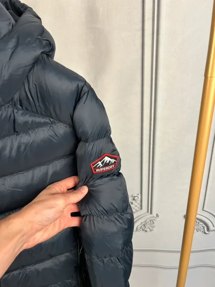 Doudoune Marine Superdry S neuve - photo numéro 4