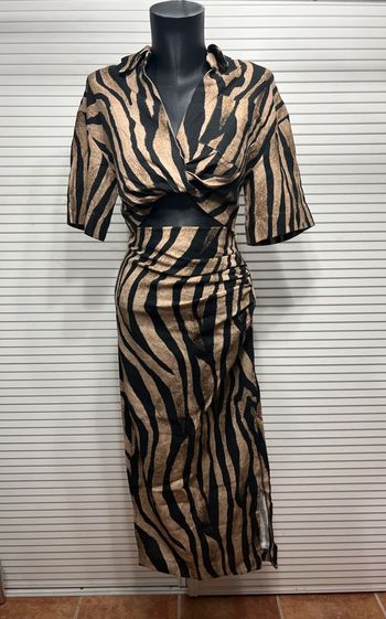 Ensemble haut + jupe motif zébré femme small neuf étiqueté