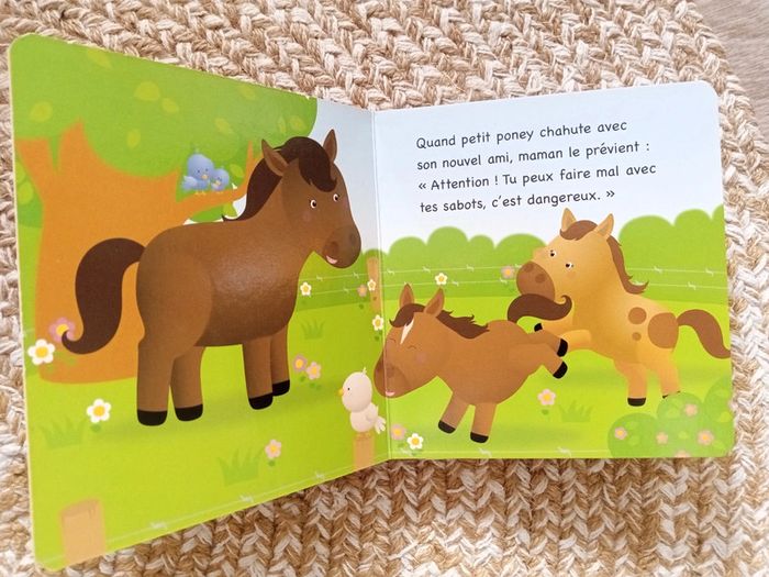 Lot 5 livres bébé - photo numéro 8