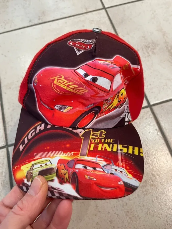 Casquette Cars Flash Mc Queen 3-5ans - photo numéro 2