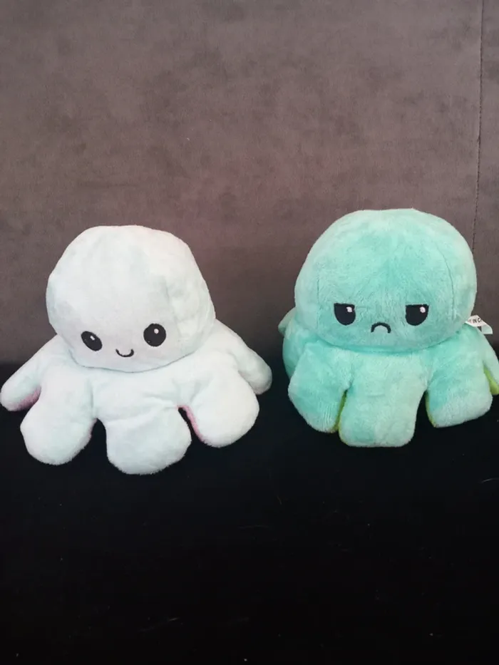 Lot de 2 peluches pieuvre réversible rose vert bleu - photo numéro 2