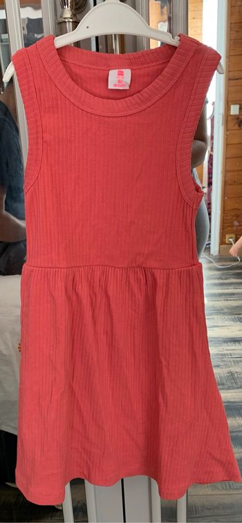 Robe rose Hema