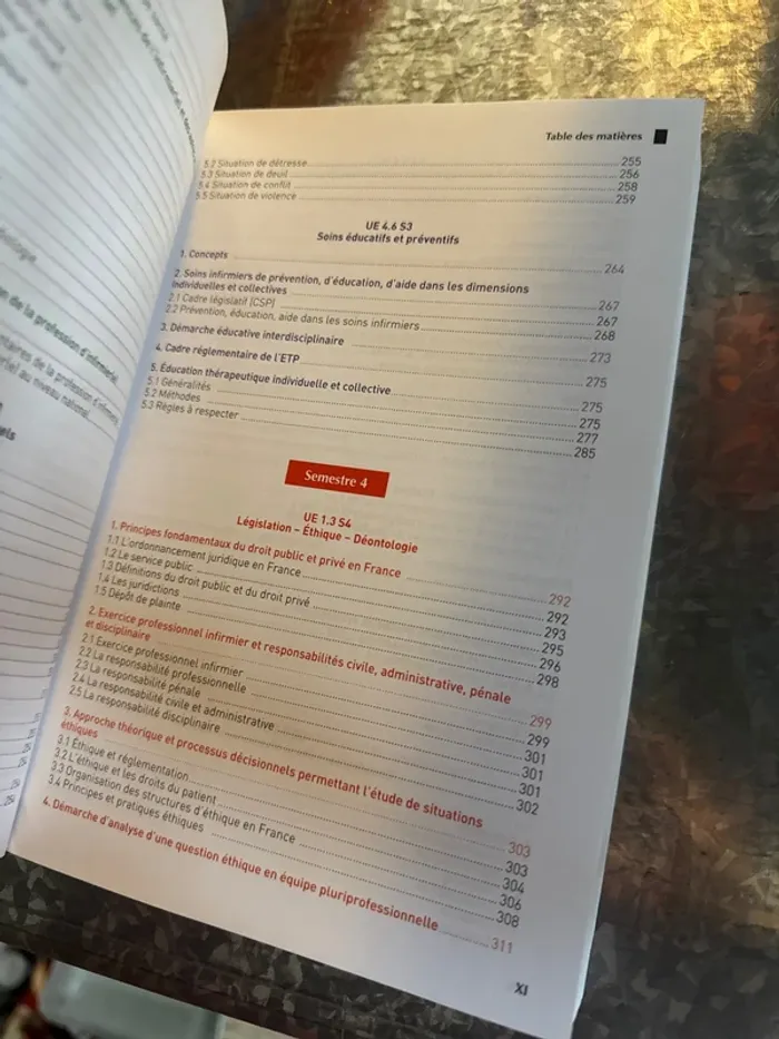 Livre, étude infirmière, IFSI Max - photo numéro 9