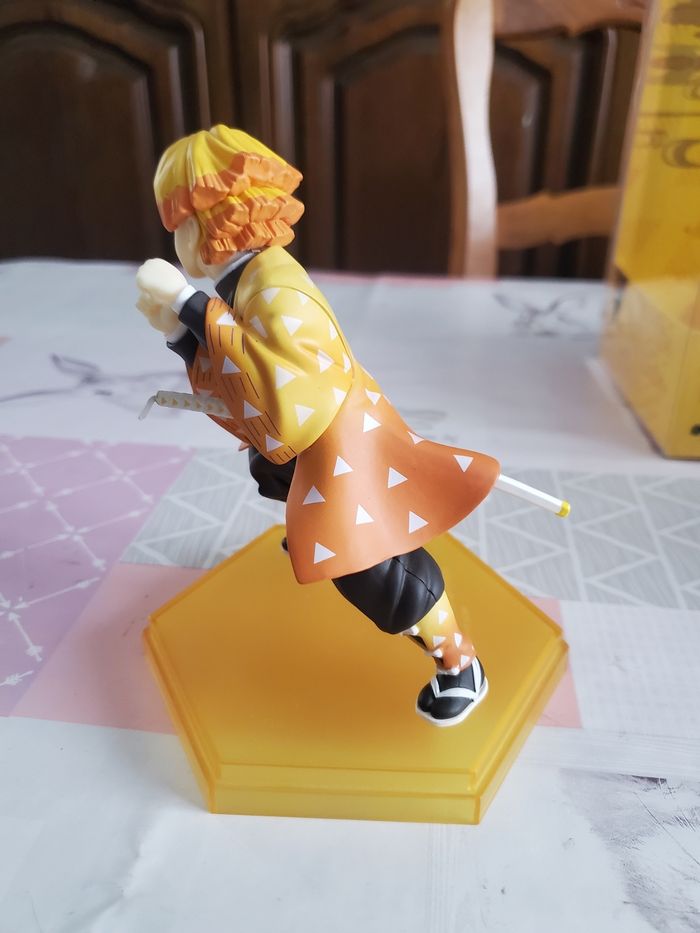 Figurine demon slayer zenitsu - photo numéro 6