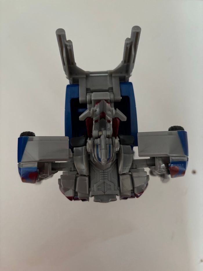 Jouet camion transformable en robot - photo numéro 10