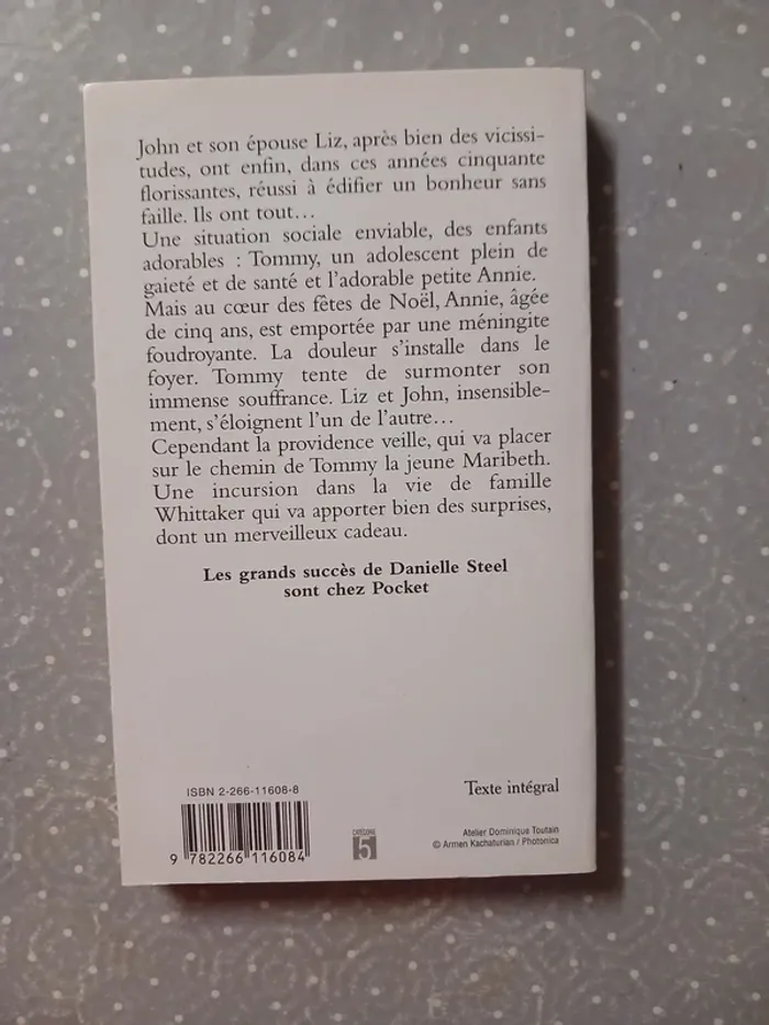 Livre Le cadeau - photo numéro 2