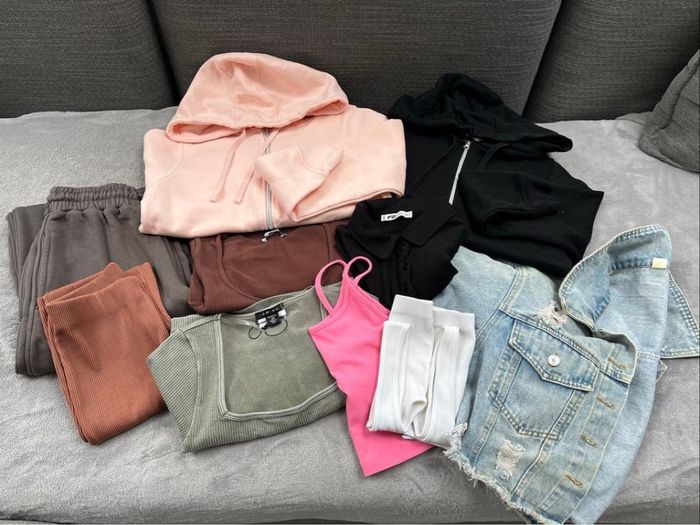 Lot vêtements fille