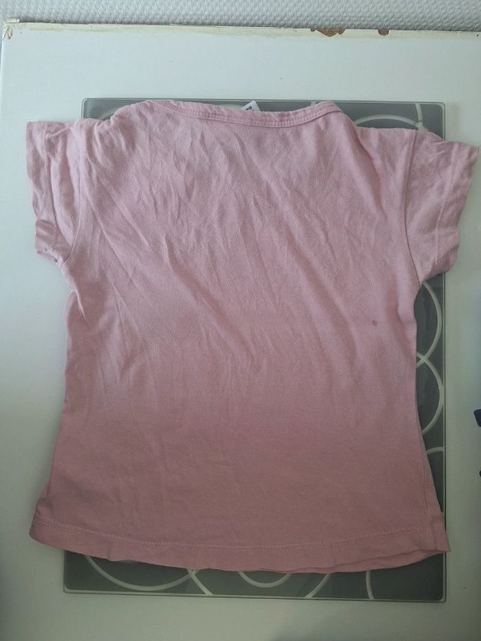 Donne t-shirt Hello Kitty 5 ans pour tout autre achat - photo numéro 5