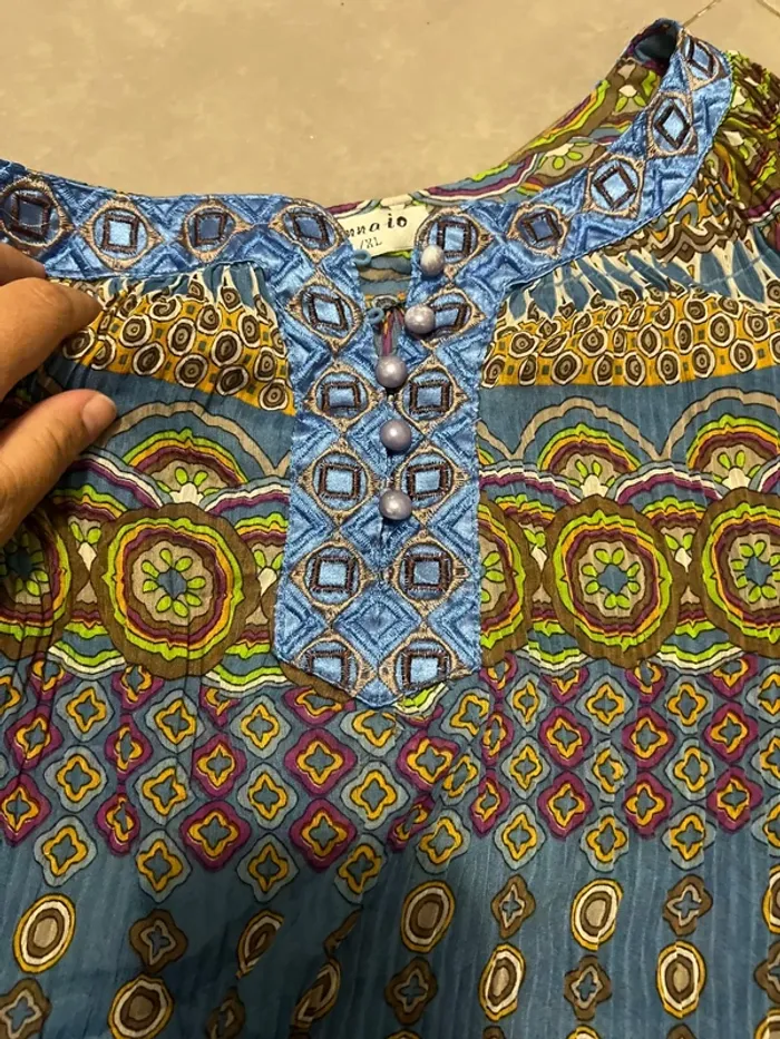 Petit haut Femme taille L/Xl - photo numéro 2