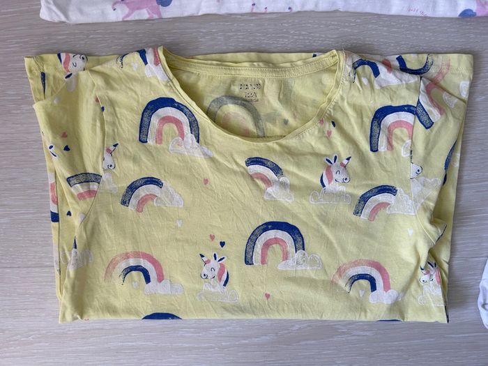 Lot 4 tee-shirts fille 12 ans Kiabi motif licorne - photo numéro 3