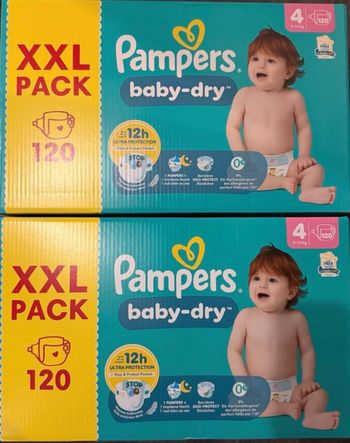 2 cartons de couches Pampers  taille 4